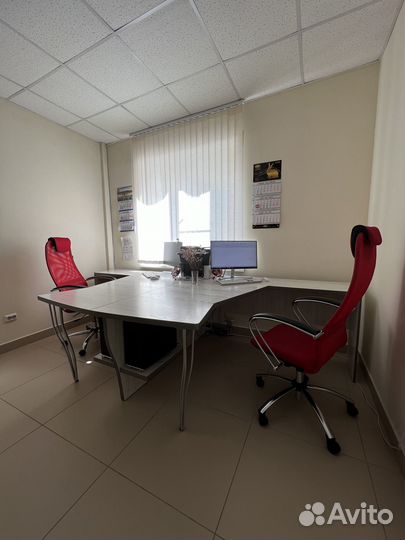 Офисная мебель стильная