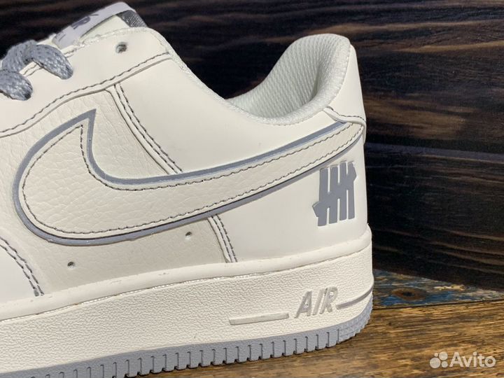 Женские кроссовки Nike Air Force 1 x Undefeated