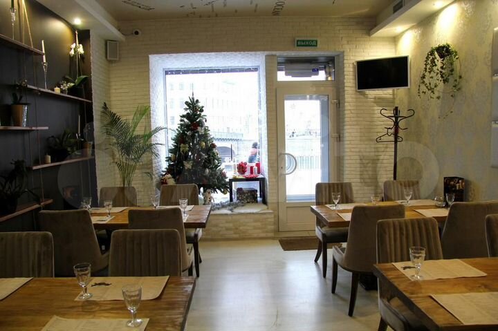 Аренда готового кафе с мангалом в Центре города