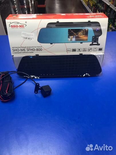 Видеорегистратор с камерой заднего вида на зеркало