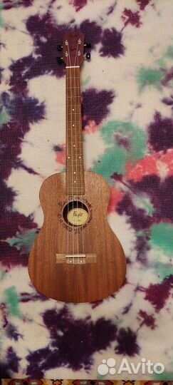 Укулеле баритон flight