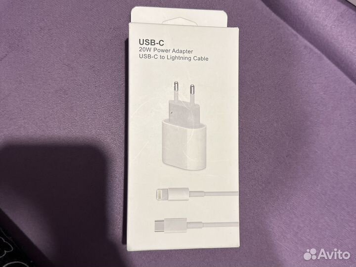 Зарядное устройство на iPhone 20w