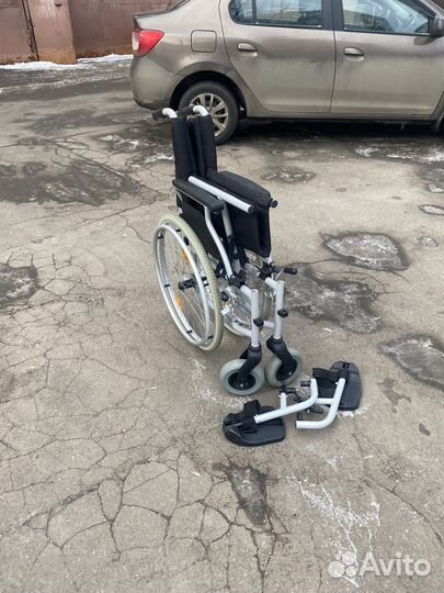 Инвалидная коляска аренда