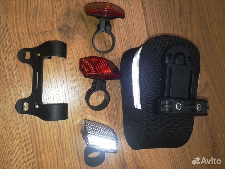 Велосумка и отражатели, велозамок