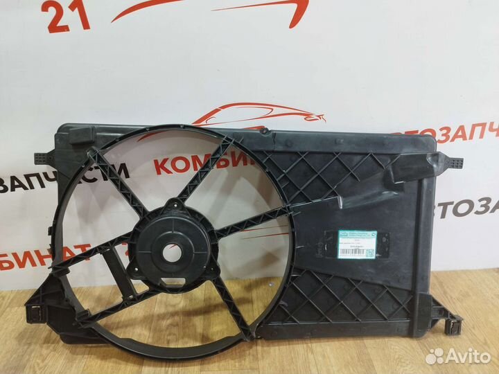 Диффузор вентилятора Ford Focus 2 C-MAX