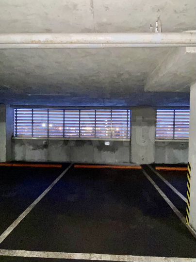 Машиноместо, 15 м²