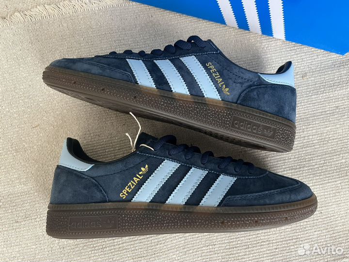 Adidas spezial Collegiate Navy/ Clear Sky/ Gum