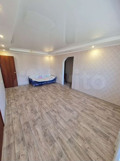 3-к. квартира, 44 м², 2/2 эт.