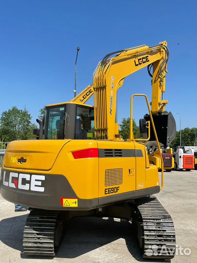Гусеничный экскаватор LGCE (SDLG) E690F, 2023