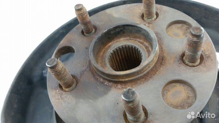 Ступица задняя левая Toyota Mark Ii GX110 1GFE