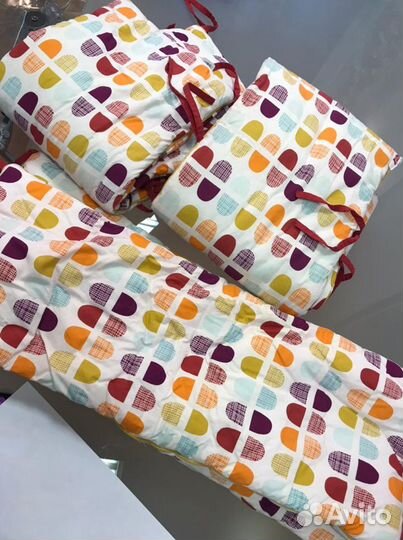 Подушки / бортики в детскую кроватку