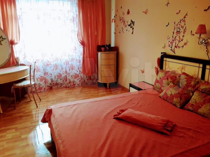 2-к. квартира, 70 м², 3/5 эт.