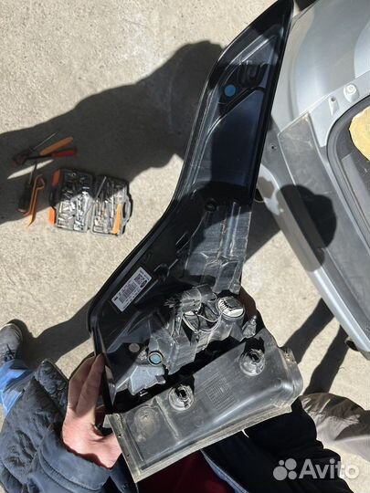 Задний фонарь правый ford kuga оригинал