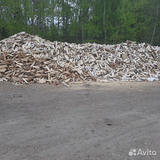 Сухие дрова с доставкой и выгрузкой\Дрова уложенны