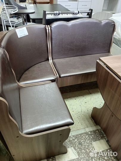 Кухонный уголок новый