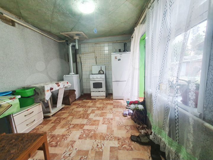 Дом 32 м² на участке 1 сот.