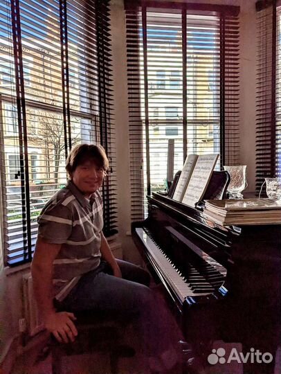 Уроки игры на фортепиано