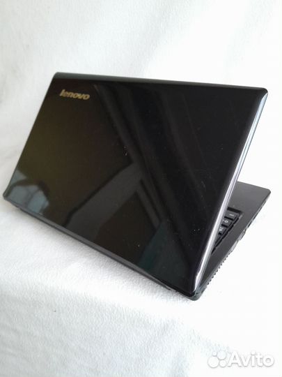 Шустрый ноутбук Lenovo Intel, Radeon, 4Gb/500Gb