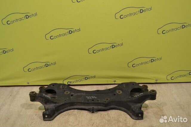 Подрамник Avensis 2 Verso M20 Picnic 2001-2009