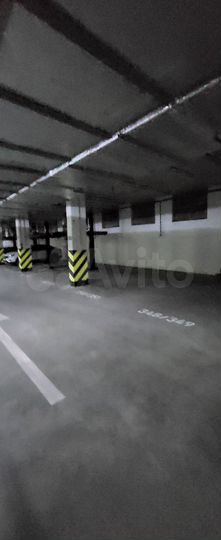 Машиноместо, 15 м²