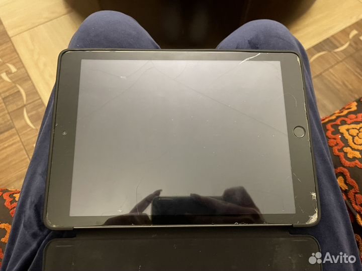 iPad 2018 wifi+Cellular 128 gb