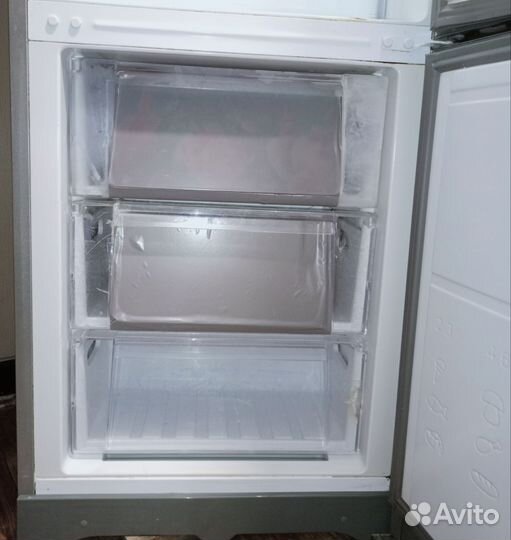 Холодильник Hotpoint Ariston no frost