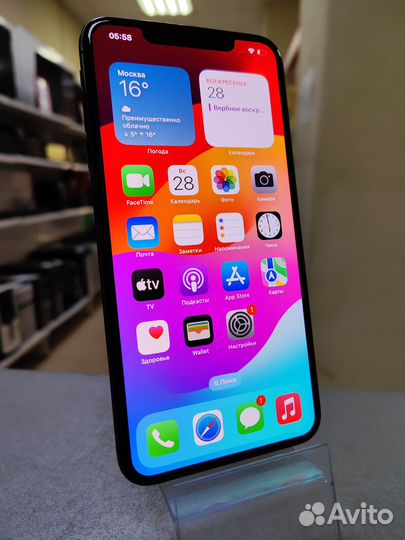 iPhone Xs Max, 64 ГБ