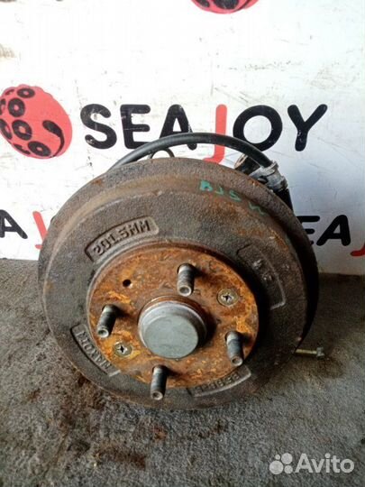 Ступица задняя правая Mazda Familia BJ5W ZL