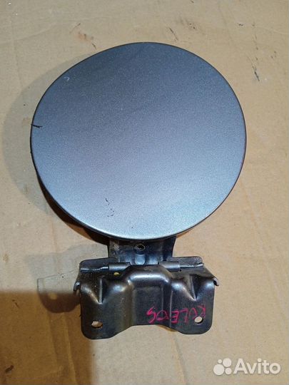 Лючок бензобака Renault Koleos