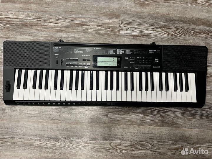 Синтезатор Casio