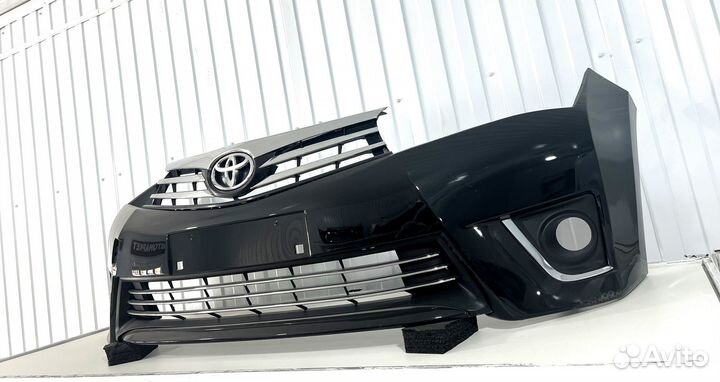 Бампер передний на Toyota Corolla 180