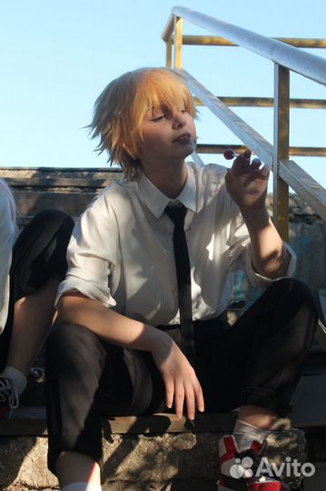 Парик желтый