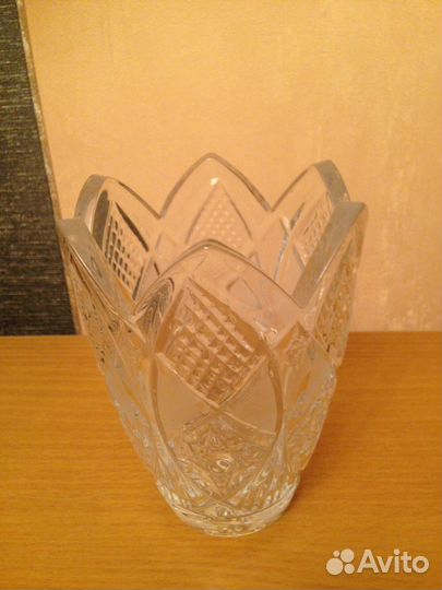Хрустальная ваза 