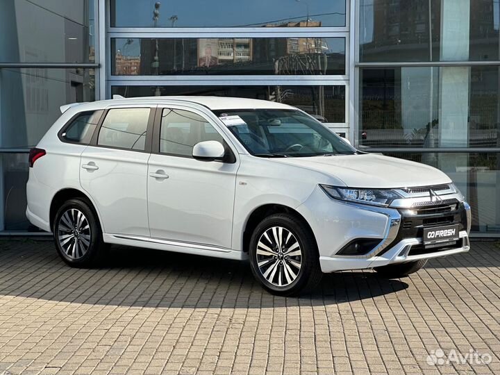 Mitsubishi Outlander 2.0 CVT, 2022, 47 км