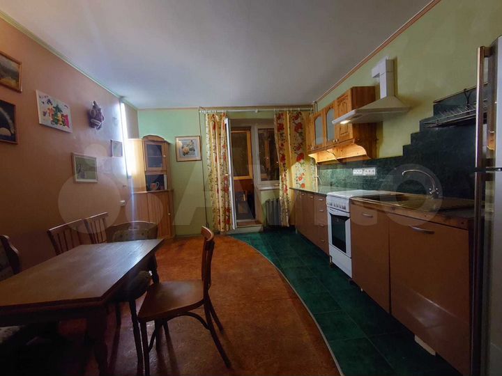 1-к. квартира, 51 м², 2/4 эт.