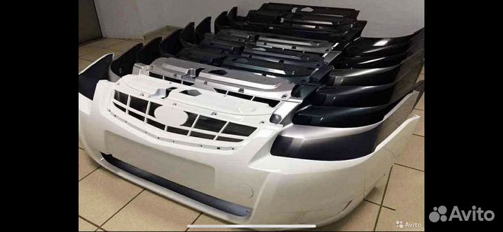 Бампер priora2 передний цвета разные новые