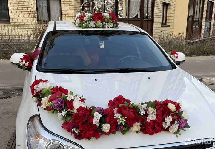 Украшения на свадебную машину в аренду