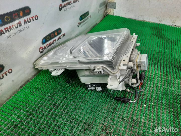 Фара правая Isuzu Elf NKR85 4JJ1TCS