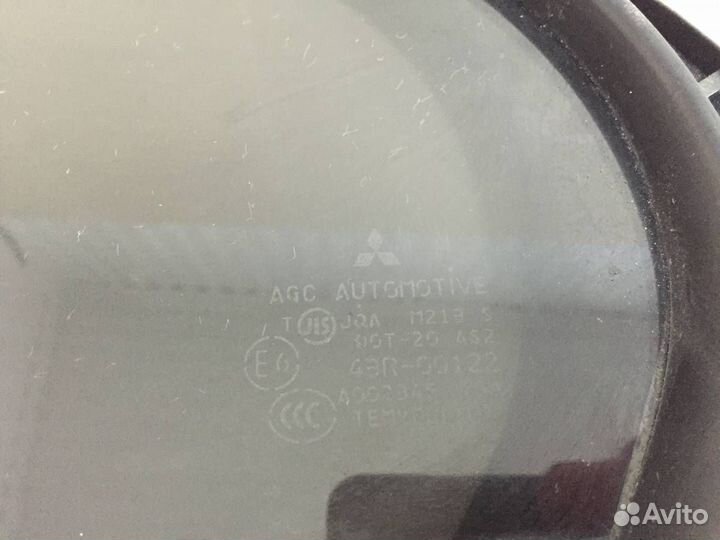 Стекло двери задней левой форточка Mitsubishi Lanc