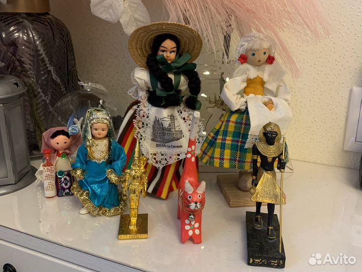 Куклы и статуэтки из разных стран
