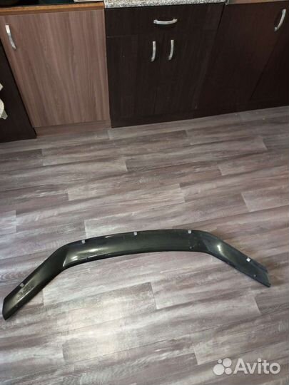 Мухобойка на капот гранта