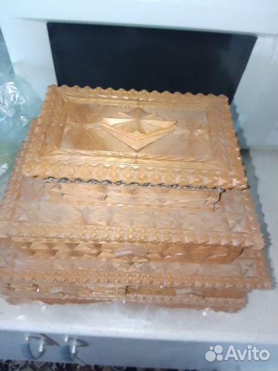 Шкатулка для украшений дерево резная