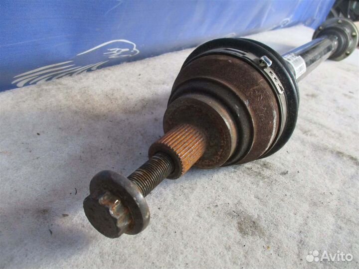 Привод передний правый Volkswagen Touran 1T3 cthc