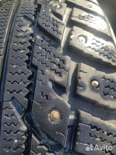 Kumho I'Zen RV Stud KC16 225/60 R18 104