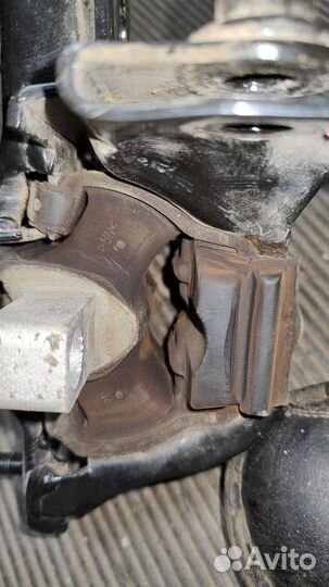 Подушка двигателя volkswagen polo