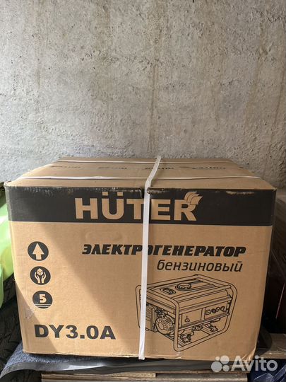 Бензиновый генератор huter DY3000L