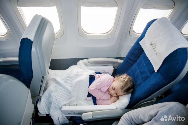 Аренда Чемодан - Кроватка в самолёт JetKids BedBox