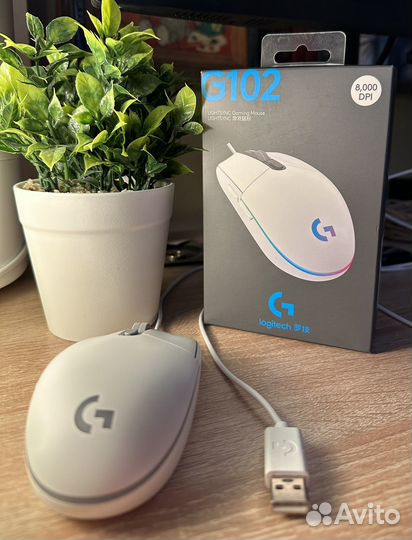 Игровая мышь Logitech G102 Lightsync