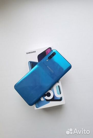 Samsung Galaxy A50, 6/128 ГБ