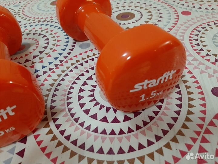 2 шт. Гантели 1,5 кг виниловые StarFit